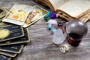 The Secret to Reading Tarot lies in this Powerful Skill…